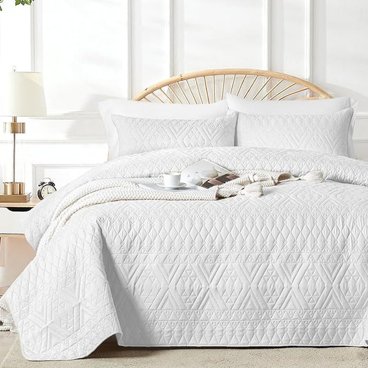 akkialla Full/Queen Size Quilt Bedding Set,White Lightweight Microfiber Soft Bedspread,Modern Style Geoetric Pattern Coverlet Set for All Seasons,3 Piece(1 Quilt,2 Pillow Shams) | Breathable material