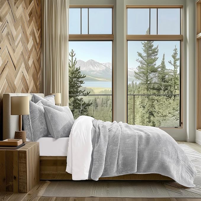 EverGrace Striped Channel Velvet Quilt Set, Queen Size, Frost Gray | Luxurious Soft Lightweight Velvet Comforter, Oversized Bedspread Coverlet, Quilted Bedding Set for All Season, with 2 Shams
