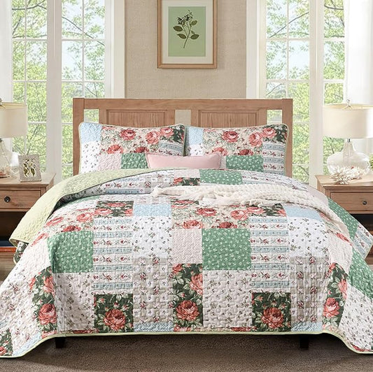 Anibedding Floral Patchwork Quilt Set King Size, Red Green Plaid Bedspread | Rustic Floral Coverlet Set 3, Soft Lightweight Farmhouse Quilt Bedding Set 3 Pieces for All Season, 110''x90''