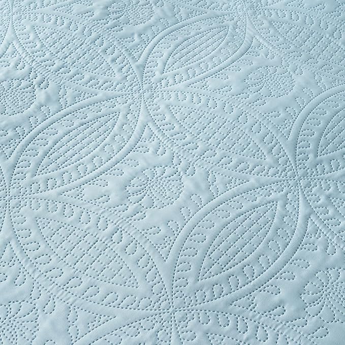 akkialla Twin Quilt Bedding Set,Sky Blue Ultrasonic Quilt Set,Lightweight Soft Bedspread Coverlet,Modern Style Coin Pattern Bed Cover for All Seasons,2 Piece(1 Quilt,1 Pillow Sham)