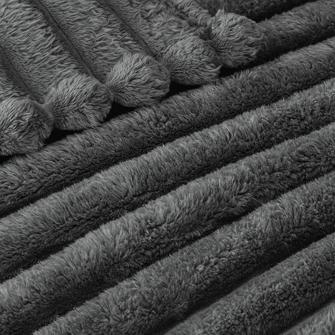 Exclusivo Mezcla Striped California King Size Fleece Blanket for Bed | Soft Breathable Cozy Bed Blankets, Lightweight Plush Fluffy Fuzzy Jacquard Decorative Blankets