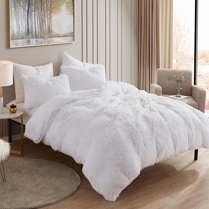 King Luxury Faux Fur Comforter Set - Soft & Breathable 7-Piece Bedding Collection - 1 Comforter, 1 Fitted Sheet, 1 Flat, 2 Pillowcases, 2 Pillow Shams - Deep Pocket - Premium Quality, White