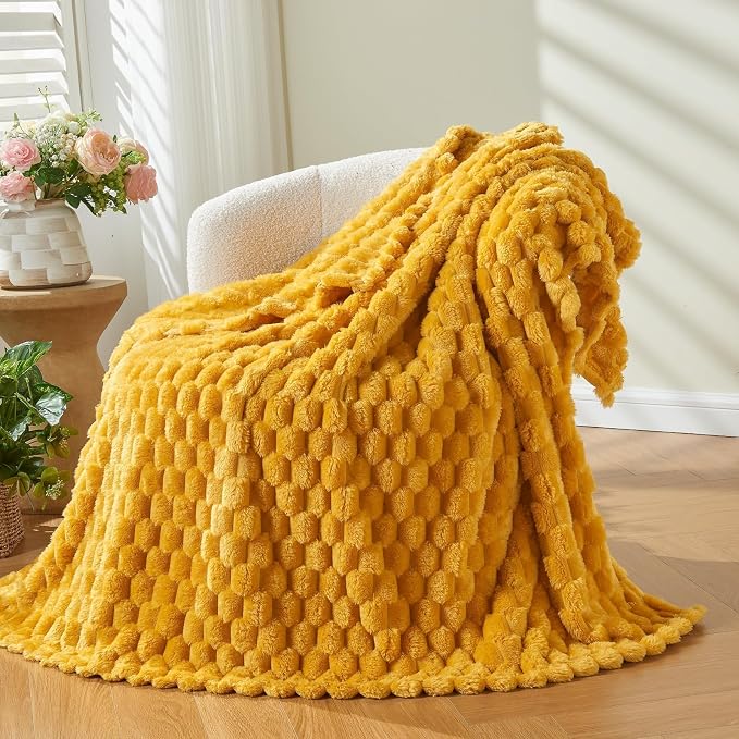 NEWCOSPLAY Fleece Clouds Cozy King Blanket for Couch, Yellow, 90"x110" | Premium Silky Flannel Blanket, Soft Lightweight Fluffy Throw Blanket for Bed Sofa Decor, Gift for All Season Use