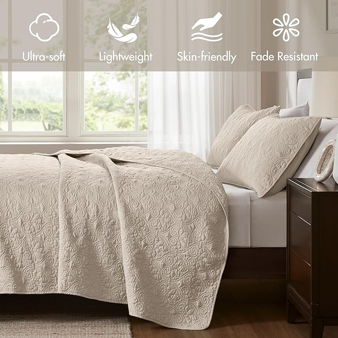 Madison Park Luxurious Cotton Damask Quilt Set, 2PC Twin/Twin XL Bed Set | All Season, Lightweight Stitching Coverlet Bedspread Bedding Stitching with Shams, Cream