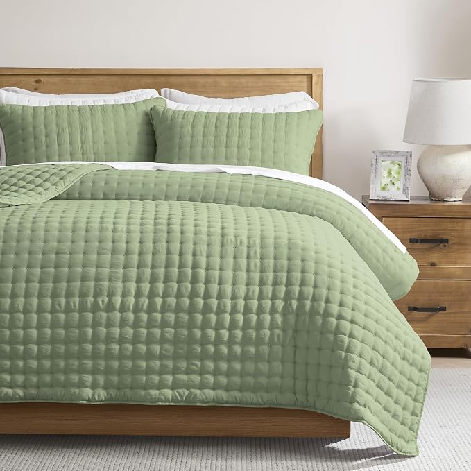 WDCOZY Sage Green Cloud Quilt Set King Size, Lightweight Soft Cross Stitch Bedspread, Farmhouse Rustic Country Coverlet, Spring Summer Thin Comforter, 3 Pieces, 2 Pillow Shams, 104x90 inches