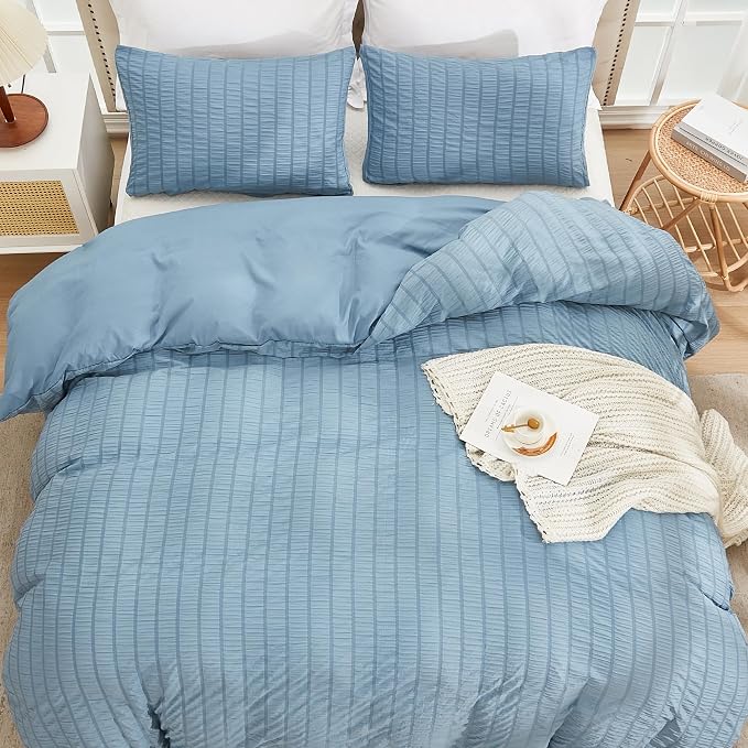 AveLom Grayish Blue Duvet Cover Full(80 x 90 inches), 3 Pieces (1 Duvet Cover, 2 Pillow Cases),Seersucker Tripe Soft Washed Microfiber Textured Duvet Cover Set with Zipper Closure, Corner Ties