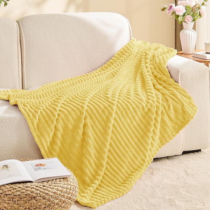 BEDELITE 3D Ribbed Light Yellow Fleece Twin Blanket for Couch, 60x80 Inch | Soft Warm Fluffy Blanket for Bed Sofa College Dorm Room Decor, Luxury Cozy Plush Birthday Gifts for Women Girls, Lightweight