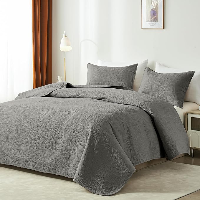 akkialla Dark Grey Full/Queen Quilt Set, Ultrasonic Lightweight Bedspread Coverlet for Modern Minimalist Bedroom, Soft Microfiber Coin Pattern Bedding, 3-Piece (1 Quilt, 2 Pillow Shams) | Breathable fabric