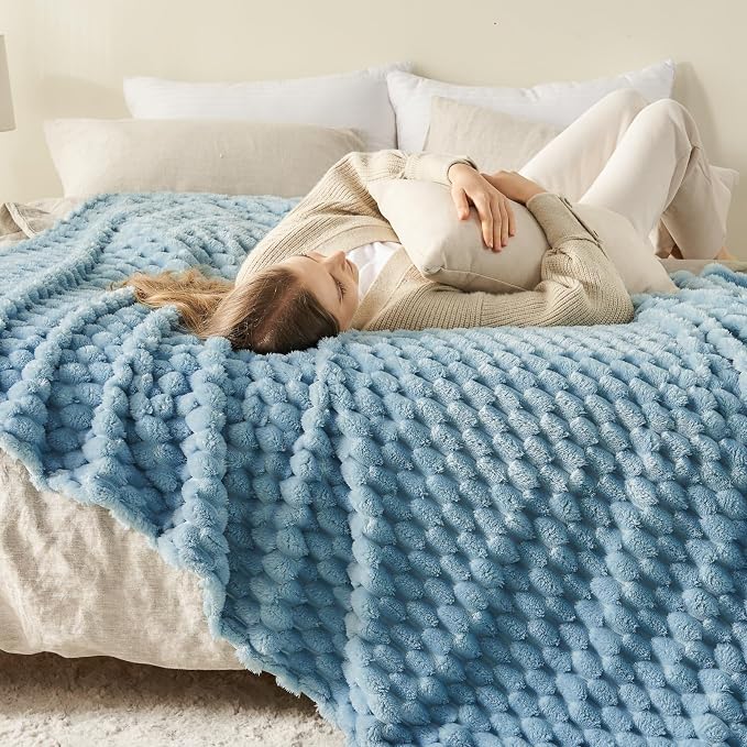 NEWCOSPLAY Fleece Clouds Cozy Twin Blanket for Couch, Blue, 60"x80" | Premium Silky Flannel Blanket, Soft Lightweight Fluffy Throw Blanket for Bed Sofa Decor, Gift for All Season Use