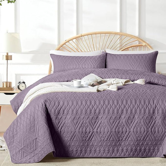 akkialla Twin Quilt Set, Grayish Purple Lightweight Microfiber Bedspread Coverlet, Boho Geometric Pattern, Soft All-Season Bedding, 2-Piece (1 Quilt, 1 Pillow Sham)