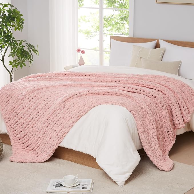 L'AGRATY Chunky Knit Throw Blanket for Couch, 72'' x 84'' Knit Throw, Pink | Handmade Chenille Crochet Blanket for Sofa Bed, Thick Cable Knitted Blankets for Room Home Decor, Birthday Gift for Women Mom