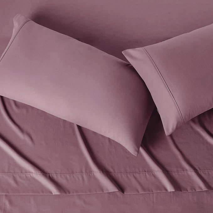 Amazon Basics Lightweight Polyester Microfiber 4-Piece Bed Sheet Set, Machine Washable, King, Rose, Solid
