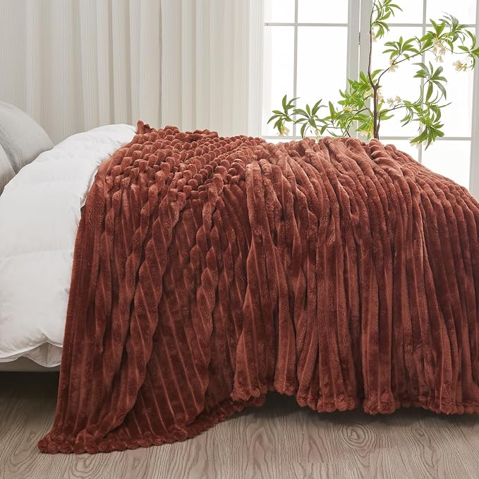 NEWCOSPLAY Fleece Ribbed Cozy Queen Blanket for Couch, Coffee, 90"x90" | Premium Silky Flannel Blanket, Soft Lightweight Fluffy Throw Blanket for Bed Sofa Decor, Gift for All Season Use
