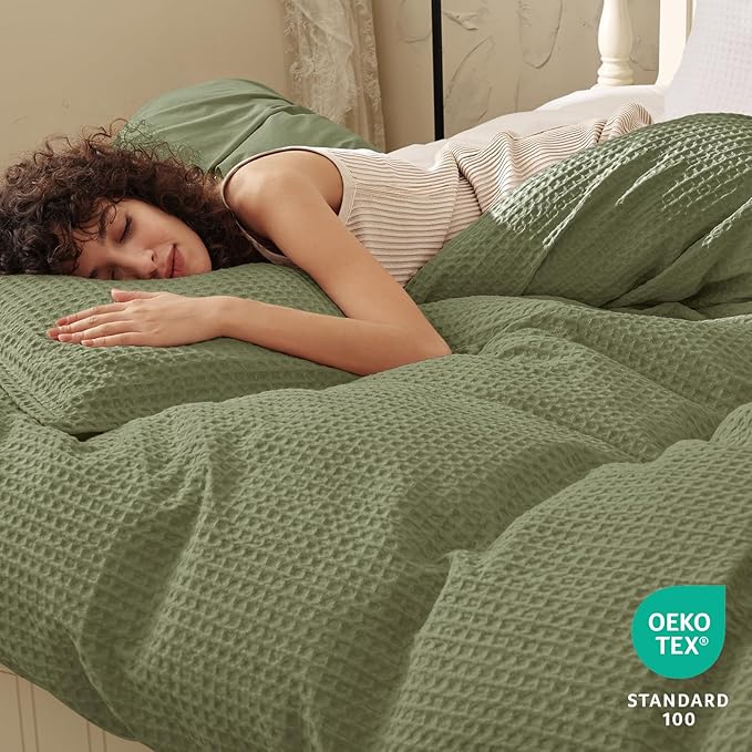 PHF Waffle Duvet Cover California King,Soft Breathable,104"x98",Olive Green | 300GSM Fabrie，No Snagging Textured Honeycomb Comforter Cover for All Season 3pcs, Durable Bedding Duvet Set, Home Decor Gift
