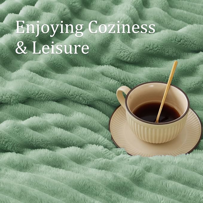 BEDELITE Ribbed Fleece Throw Blanket for Couch, Sage Green, 50"x70" | Ultra-Soft Plush Fleece, Warm Yet Lightweight, Ribbed Texture, Home Decor, Machine Washable, Giftable, All-Season Use