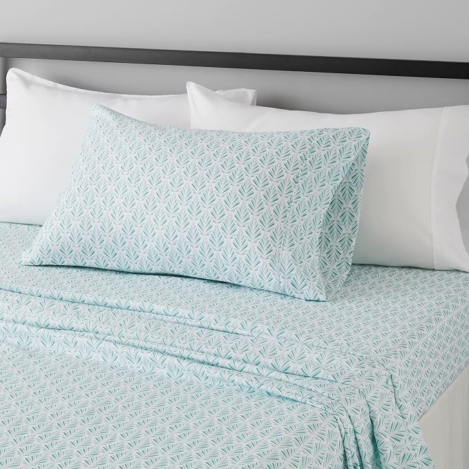 Amazon Basics Breathable, Lightweight Brushed Microfiber 3 Piece Bed Sheet Set with 14-Inch Deep Pockets, Wrinkle-Resistant, Twin XL, Aqua Fern, Printed