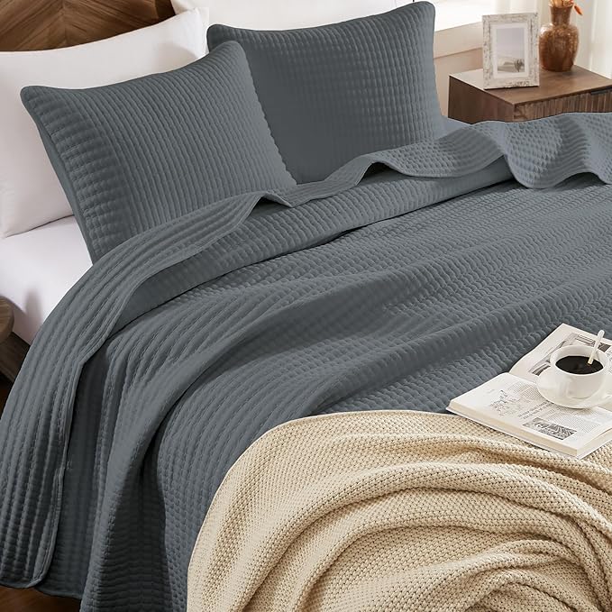 King Size Quilt-Lightweight Bedspreads Grey King Quilt Bedding Set | Soft Coverlet with 2 Pillow Shams for All Seasons, Suitable for Bed, Couch, 3 Pieces, 106"x94"