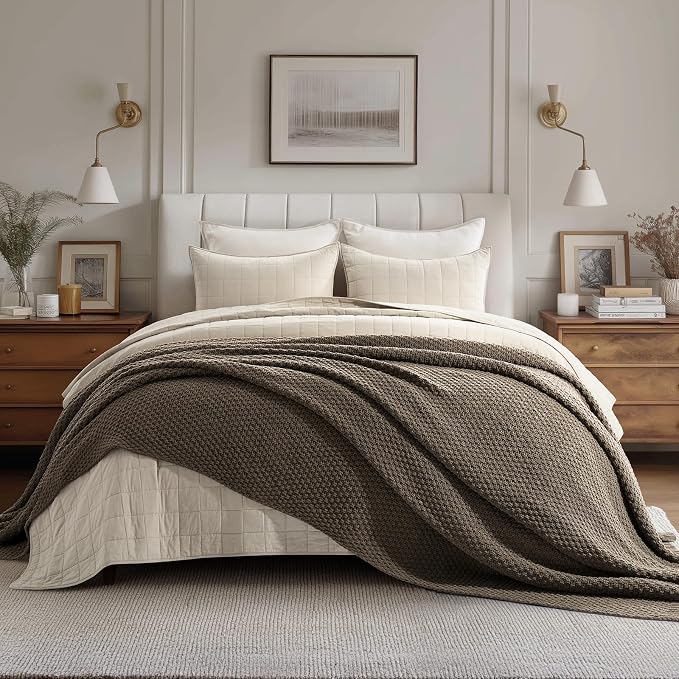 EVERGRACEHOME Chunky Chenille Knit Throw Blanket, 90 x 90, Mocha Brown | Sculpted Moss Stitch, Chic Modern Farmhouse, All-Season Warmth, OEKO-TEX® Certified, Oversized Queen for Couch, Bed, Sofa