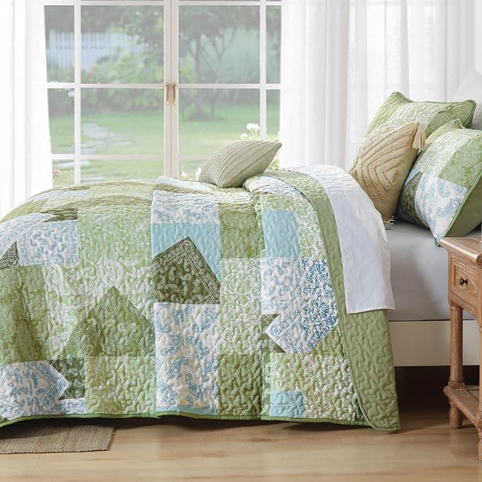Mybedsoul Boho Quilt King Size, Patchwork Bedding Set, Sage Green | Soft Lightweight Microfiber Floral Coverlet Set, 3 Pieces Plaid Reversible Bedspread, Bed Sets for All Seasons 90"x110"