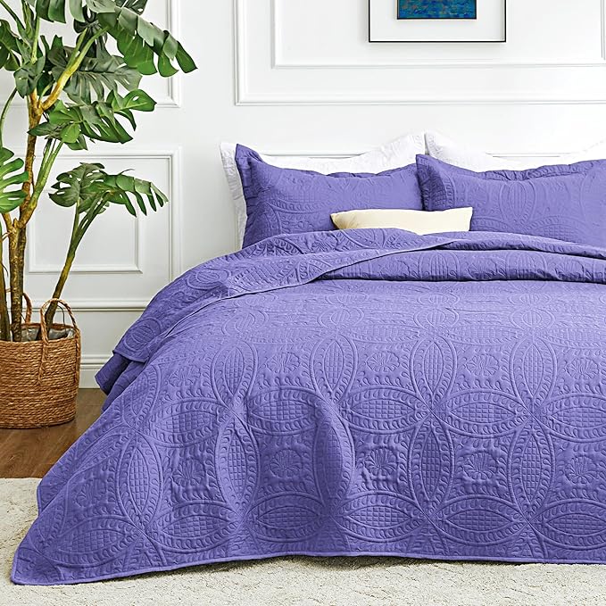 Love's cabin King Size Quilt Bedding Set Deep Purple Bedspreads - Bed Summer Lightweight Bedspread Comforter - Coin Pattern Bedding Coverlet for All Season - 3 Pieces (1 Quilt, 2 Pillow Shams)