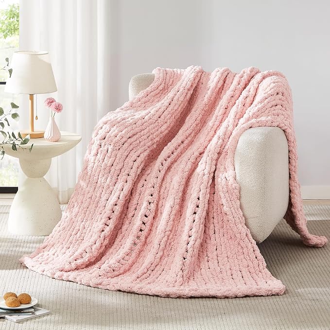 L'AGRATY Chunky Knit Throw Blanket for Couch, 50'' x 60'' Knit Throw, Pink | Handmade Chenille Crochet Blanket for Sofa Bed, Thick Cable Knitted Blankets for Room Home Decor, Birthday Gift for Women Mom