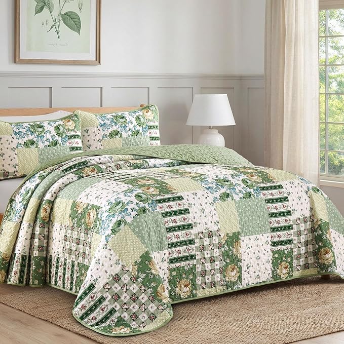 Patchwork Quilt Set Queen Size, Sage Green Floral Plaid Bedspread | Rustic Flower Coverlet Set, Soft Lightweight Farmhouse Quilt Bedding Set 3 Pieces for All Season, 96''x90''