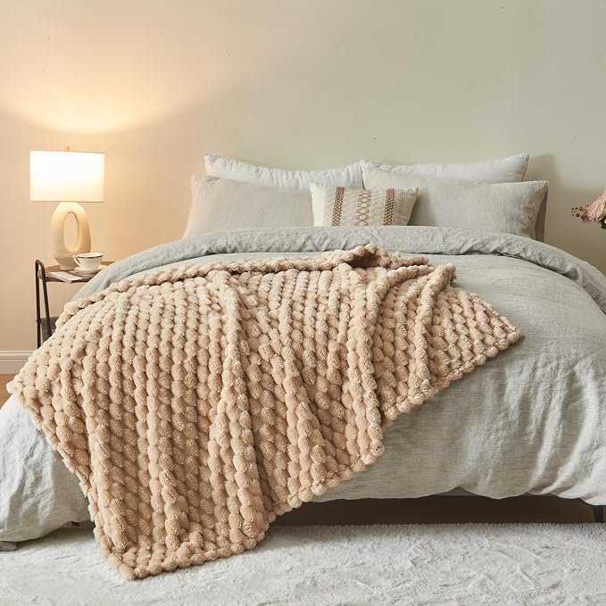 NEWCOSPLAY Fleece Clouds Cozy Throw Blanket for Couch, Brown, 50"x60" | Premium Silky Flannel Blanket, Soft Lightweight Fluffy Throw Blanket for Bed Sofa Decor, Gift for All Season Use