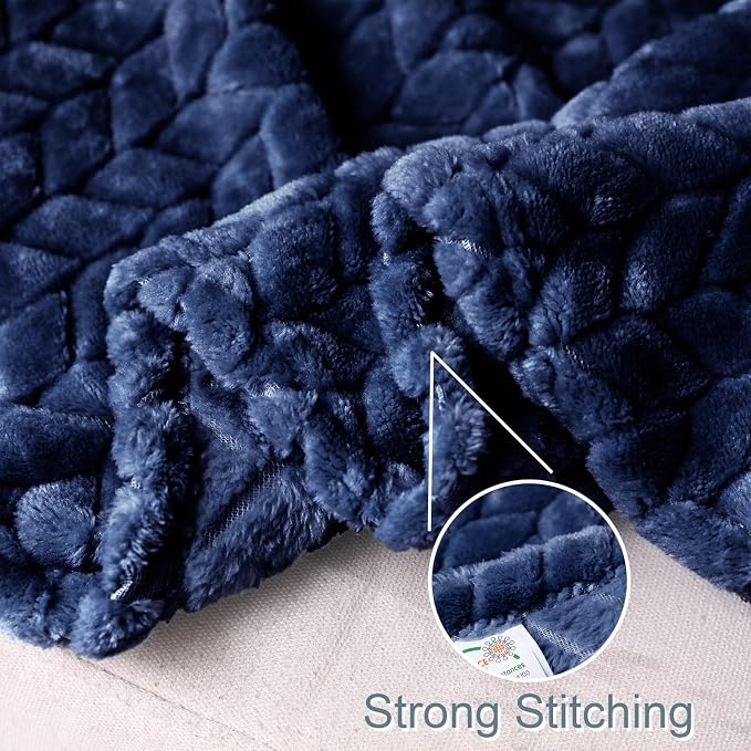 Exclusivo Mezcla Fleece Throw Blanket for Couch Sofa, 50”x70”, Navy Blue | Oversized Soft Cozy Fluffy Blankets for Summer, Decorative Plush Flannel Throws for Living Room, Bedroom with Leaves Pattern