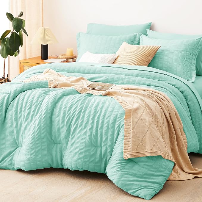 Queen Comforter Set, 7 Pieces Mint Green Seersucker Bed in a Bag | OEKO-TEX Certified, All Season Bedding Set with 240 GSM Down Alternative Comforter, Flat & Fitted Sheets, Pillowcases & Shams