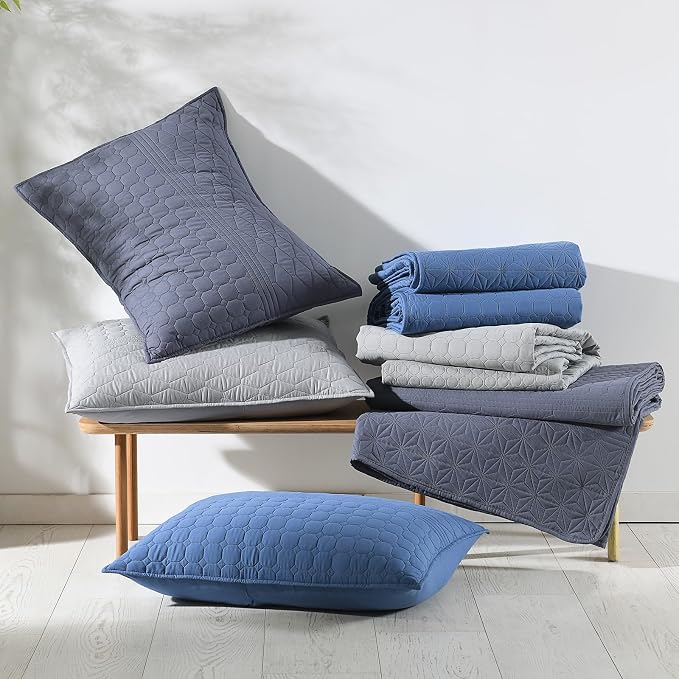 HORIMOTE HOME Steel Blue Twin Size Quilt Set - Soft Microfiber Bedspread with 1 Sham, Lightweight & All-Season Geometric Coverlet for Cozy Bedding