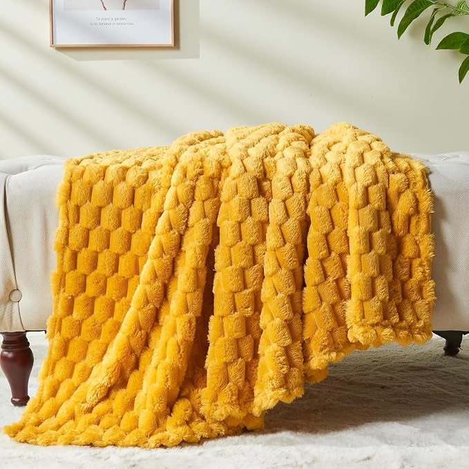 NEWCOSPLAY Fleece Clouds Cozy King Blanket for Couch, Yellow, 90"x110" | Premium Silky Flannel Blanket, Soft Lightweight Fluffy Throw Blanket for Bed Sofa Decor, Gift for All Season Use