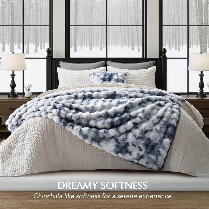 EverGrace Faux Rabbit Fur Bubble Throw Blanket, 50"x60", Cloud Blue | Ultra Soft, Luxury Faux Rabbit Fur Throw, Thick Warm Bubble Blanket, Cozy Fluffy Reversible, for Bed, Couch, Chair, Sofa