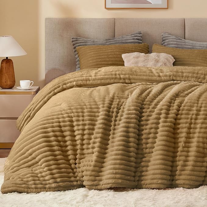 BEDELITE Fleece King Comforter Set, Fluffy Bed Set, Brown | Super Soft & Warm Bedding, Luxury Fuzzy Faux Fur Comforter for Winter, Heavy Plush Bedding, with 2 Pillowcases