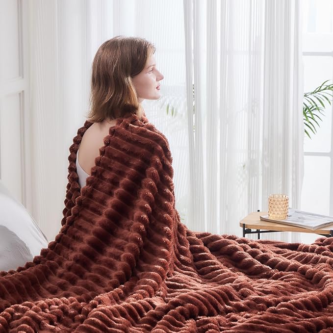NEWCOSPLAY Fleece Ribbed Cozy Queen Blanket for Couch, Coffee, 90"x90" | Premium Silky Flannel Blanket, Soft Lightweight Fluffy Throw Blanket for Bed Sofa Decor, Gift for All Season Use