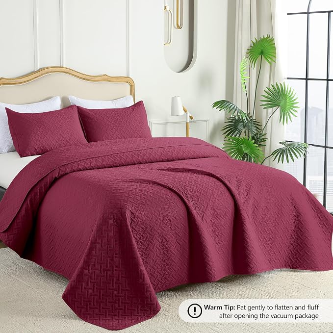 FLYMME Twin Quilt Set,Lightweight Burgundy Bedspreads,Basket Weave Pattern,Ultra Soft Microfiber Bedspread Bed Coverlet 2 Pieces for All-Seasons (1 Quilt,1 Shams)