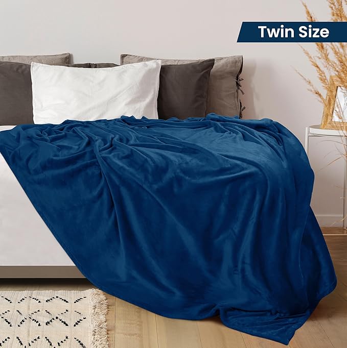 Utopia Bedding Ultra Soft Fleece Bed Blanket Twin Size Navy (60x80 Inches) | Microfiber Plush Warm Lightweight Breathable Cozy Blanket Anti-Static, All Season Use, Gift for Women and Men