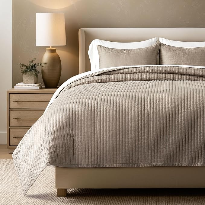 EVERGRACEHOME Cotton Sateen Quilt Set, Queen Size, Stone Taupe | 100% Cotton, Channel Stitch Coverlet Bedspread, Pre-Washed Lightweight Soft Bedding Set for All Season, 3 Piece, with 2 Shams