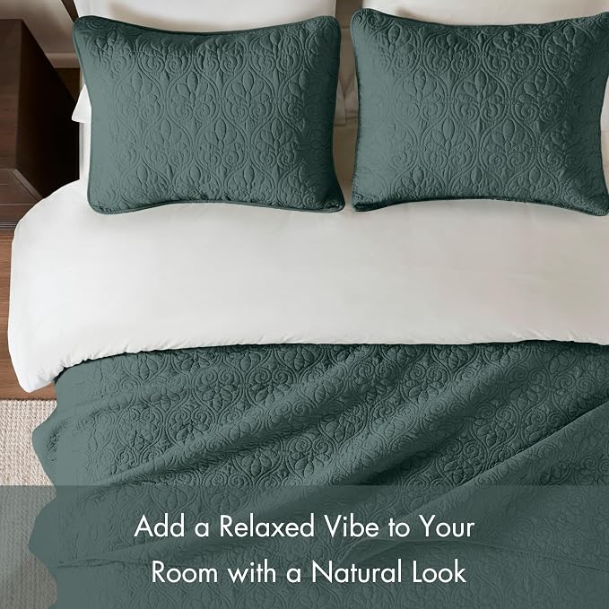 Madison Park Luxurious Cotton Damask Quilt Set, 3PC King/Cal King Bed Set | All Season, Lightweight Stitching Coverlet Bedspread Bedding Stitching with Shams, Balsam Green