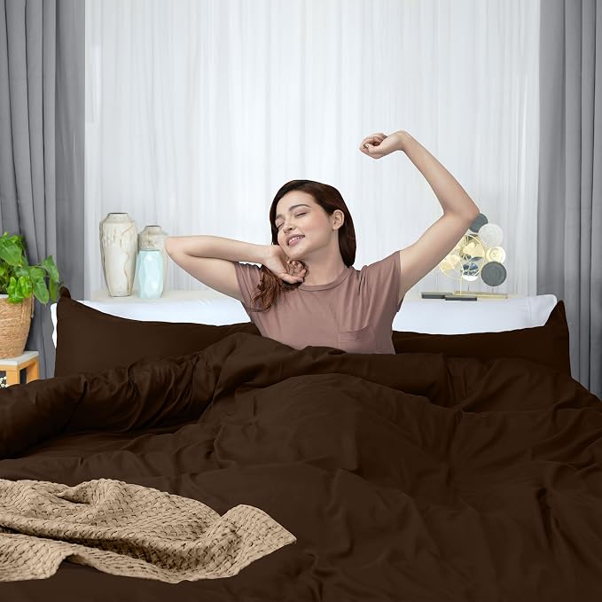 Duvet Cover Queen, 3 Piece Cotton Like Polyester With Zipper Closure, Brown | Extra Soft and Breathable, Wrinkle & Fade Resistant, Includes Duvet Cover and 2 Pillow Shams, Comforter Not Included, OekoTex