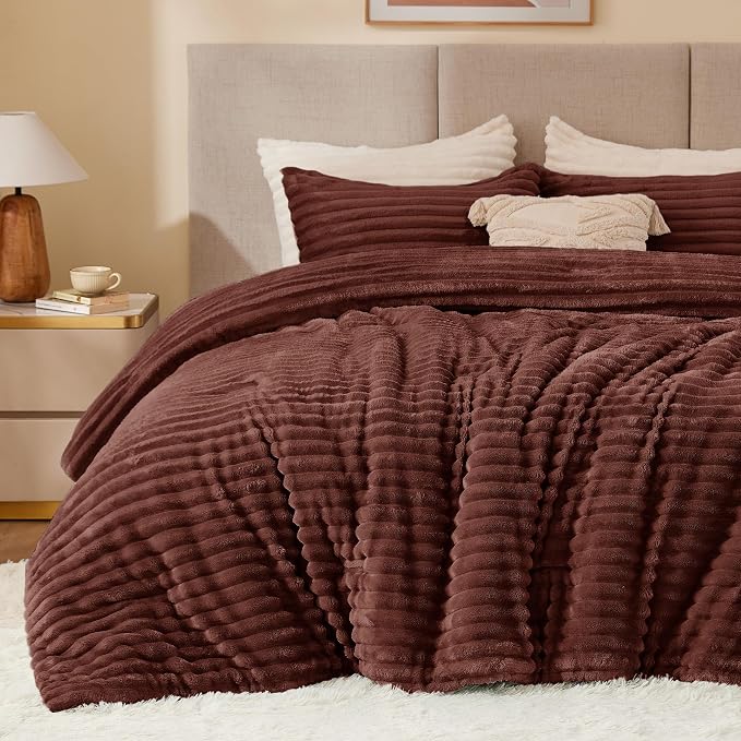 BEDELITE Fleece Queen Comforter Set, Fluffy Bed Set, Hot Chotolate | Super Soft & Warm Bedding, Luxury Fuzzy Faux Fur Comforter for Winter, Heavy Plush Bedding, with 2 Pillowcases