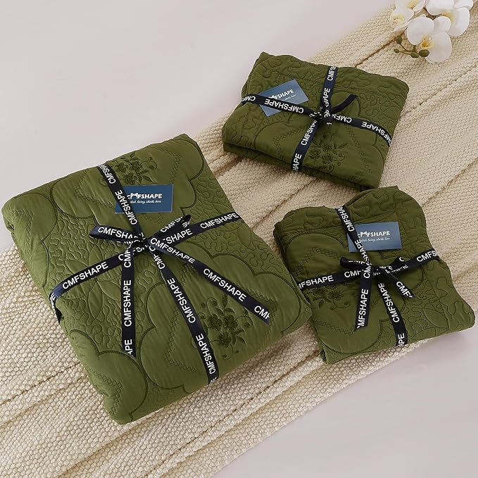 Cmfshape Floral Embroidery Quilt Set,3 Pieces Queen Quilt Bedding Set,Classic Diamond Pattern Quilts,Ultra Soft Lightweight Reversible Bedspread Coverlets for All Season(Olive Green,90"x90")