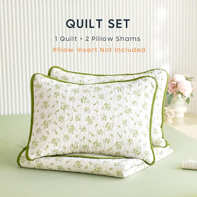 Wake In Cloud - Floral Quilt Set, Coquette Cottagecore Shabby Chic Flower Pattern for Women Teen Girls, Reversible Lightweight Bedspread Coverlet, 3 Pieces, White Green, Queen/Full Size