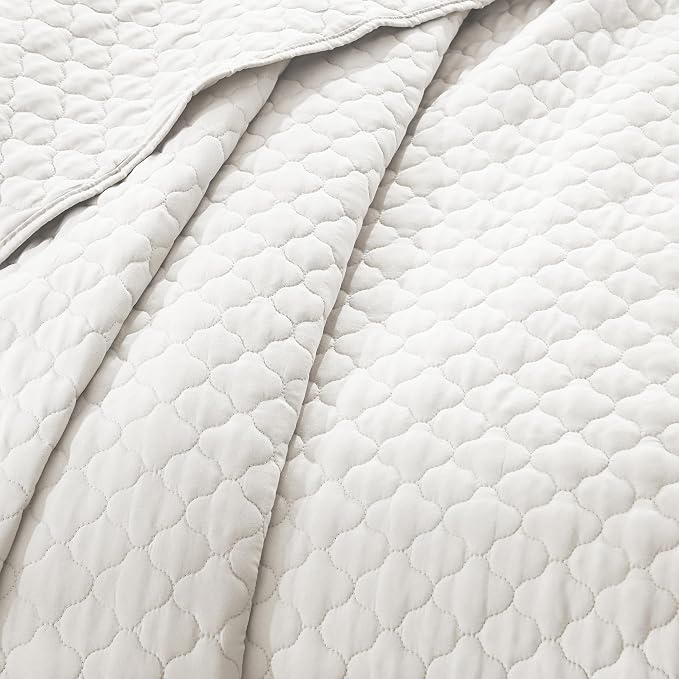 HORIMOTE HOME Cream Quilt Twin Size, Lightweight Quilt for Summer Ultra-Soft Microfiber Modern Style Quilted Clouds Pattern Bedspread Quit Set 2 Pieces (1 Quilt and 1 Pillow Sham)