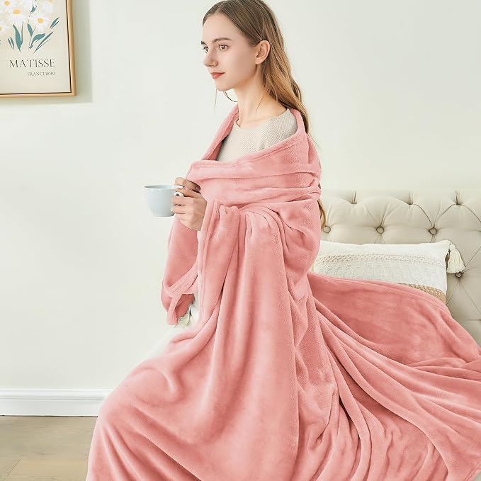 BEDELITE Fleece Blanket Soft Plush Twin Size Blanket Pink 60"x80" | Ultra Soft Fleece, Plush Microfiber, Lightweight Warmth, All Season Comfort, Fade Resistant, Machine Washable, Couch Sofa Bed