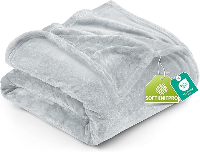 Utopia Bedding Soft Fleece Bed Blanket King Size Light Grey (90x102 Inch) | Microfiber Plush Warm Lightweight Breathable Cozy Blanket Anti-Static, All Season Use, Gift for Women and Men