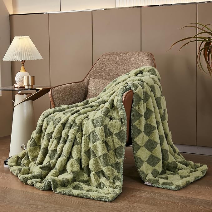 PU MEI Luxury Faux Fur Rabbit Fur Throw Blanket Sage Green 60"*80",Soft Plush Reversible Sherpa Blankets,Twin Fuzzy Blanket Thick Throws for Bed,Comfy Bedding Accent Blankets for Sofa Couch Chair