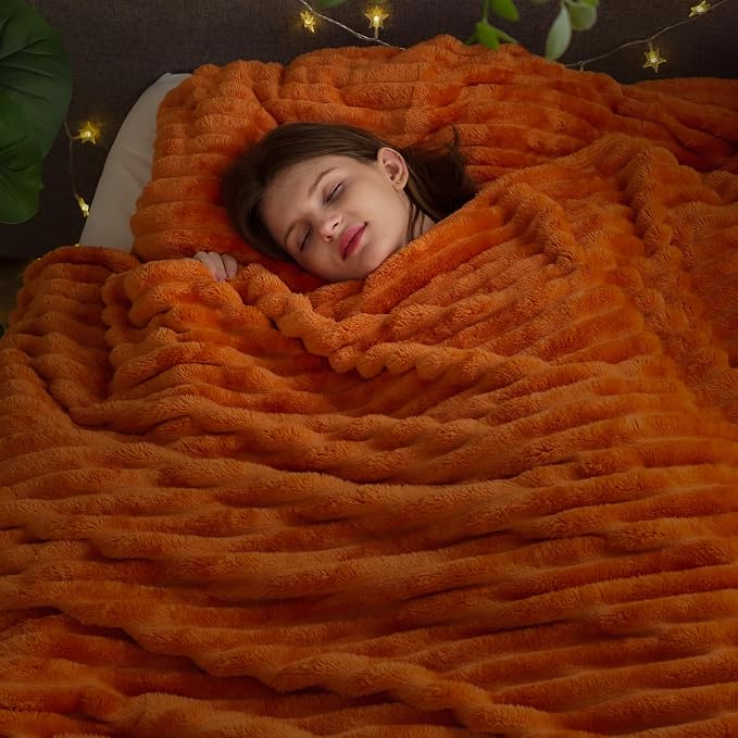 NEWCOSPLAY Fleece Ribbed Cozy King Blanket for Couch, Orange, 90"x110" | Premium Silky Flannel Blanket, Soft Lightweight Fluffy Throw Blanket for Bed Sofa Decor, Gift for All Season Use