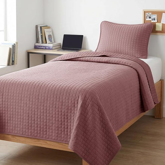 Southshore Fine Living, Inc. Twin Quilt Bedding Set, Soft Brushed Microfiber Quilt, Twin Coverlet Bedspread, Wrinkle & Pet Hair Resistant Bedding, Easy Care, with 1 Pillow Sham, Lavender