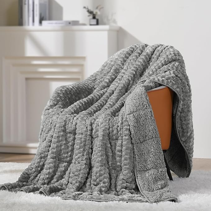Mr. Sandman Weighted Blankets for Adults, Queen Size 60 x 80 Inches, 20lbs | Machine Washable; Soft Warm Sherpa Fleece; Jacquard Flannel Filled with Glass Beads; Heavy Throw for Sleep and Calm; Grey