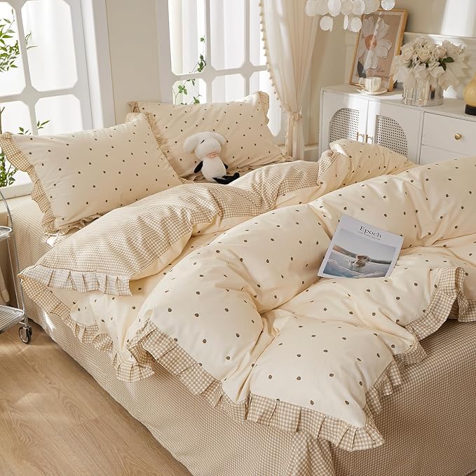 mixinni Floral Duvet Cover Set Twin XL Size – 100% Cotton 3-Piece Bedding Set with Ruffled Trim, Reversible Vintage Beige Gingham & Strawberry Print, Soft Aesthetic Duvet Cover with Zipper Closure